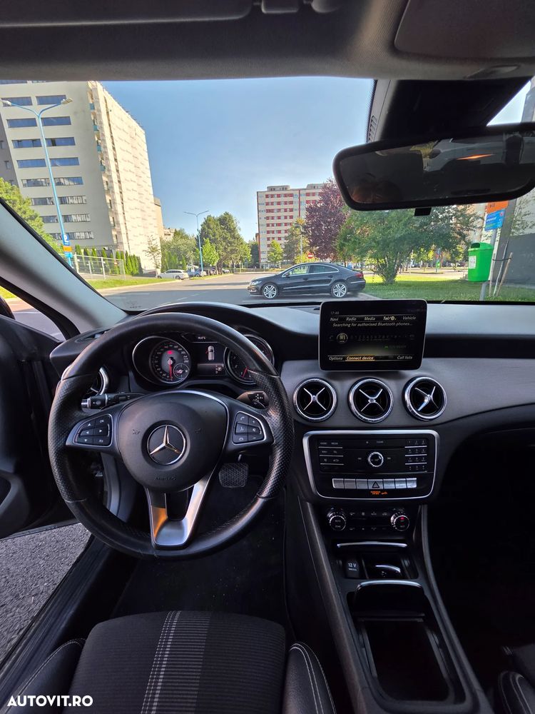 Mercedes-Benz CLA 180 - 9