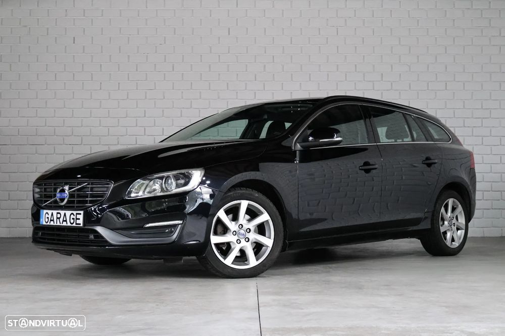 Volvo V60 1.6 D2 Drive Momentum Start/Stop - 1