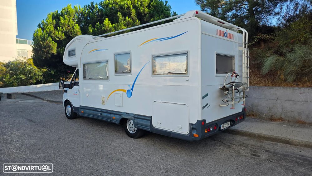 CI International Mizar 7 Metros Cama Casal Atrás Frigorifico Grande - 3