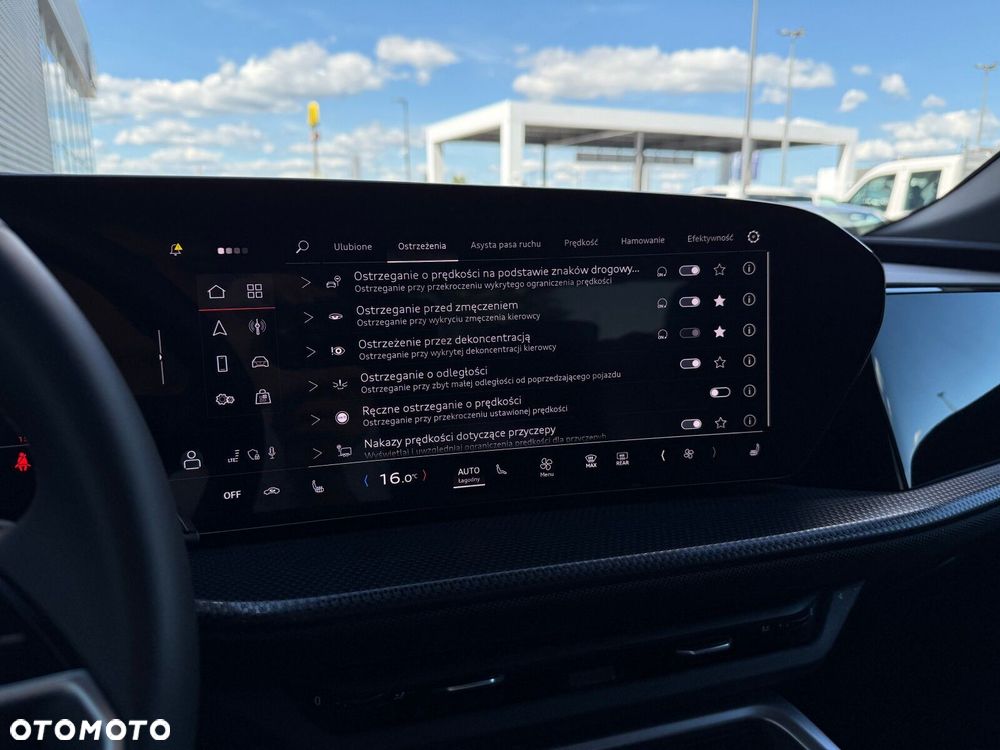 Audi Q5 Sportback - 31