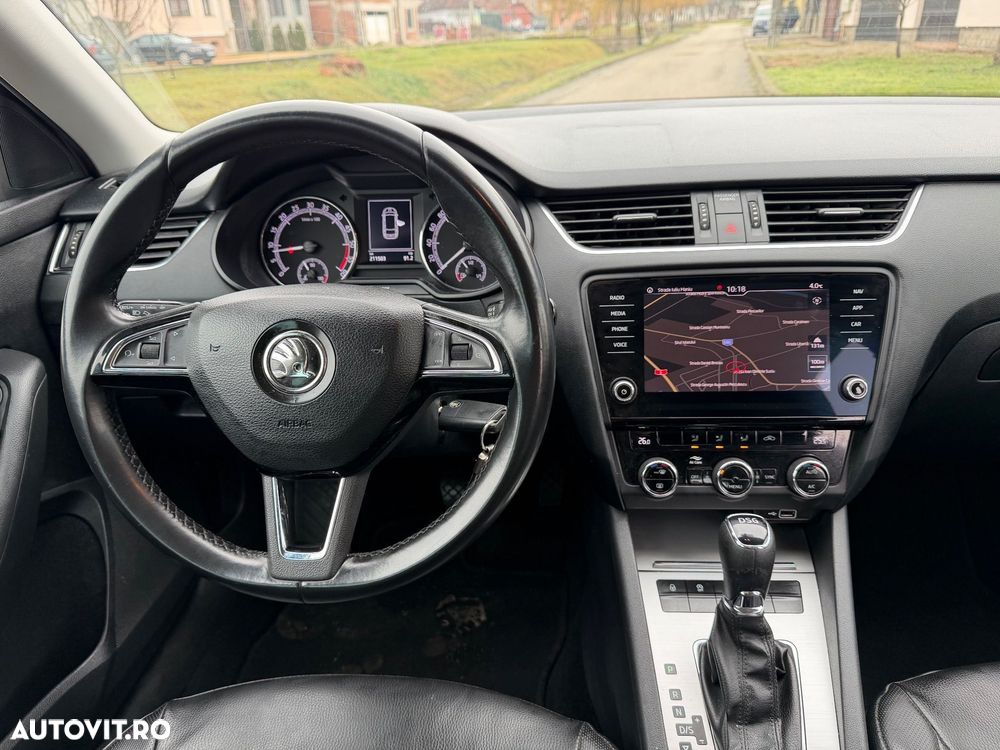 Skoda Octavia 1.6 TDI DSG Style - 17