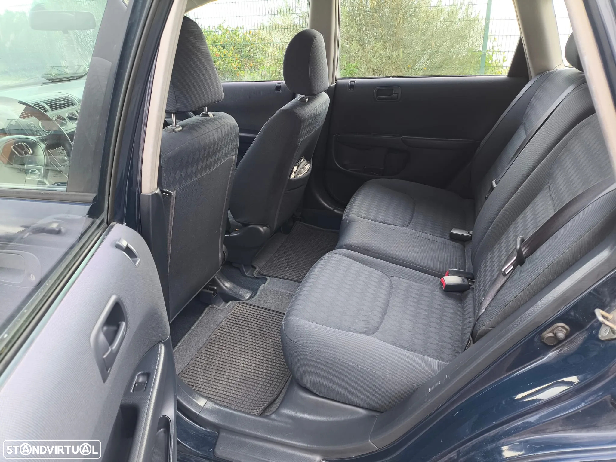 Honda Civic 1.4i S - 8