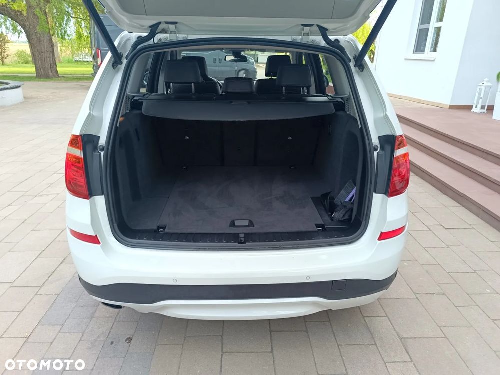BMW X3 xDrive20d Business Edition - 36