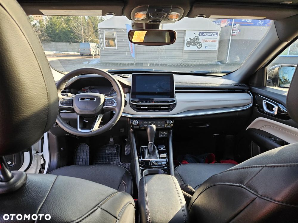 Jeep Compass - 17