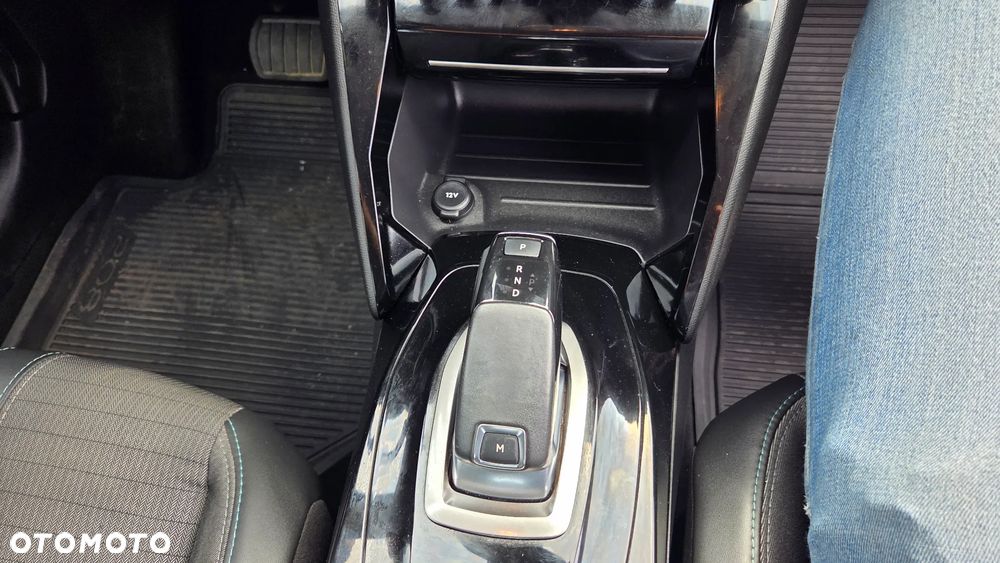 Peugeot 208 PureTech 110 Stop & Start EAT6 Tech Edition - 29
