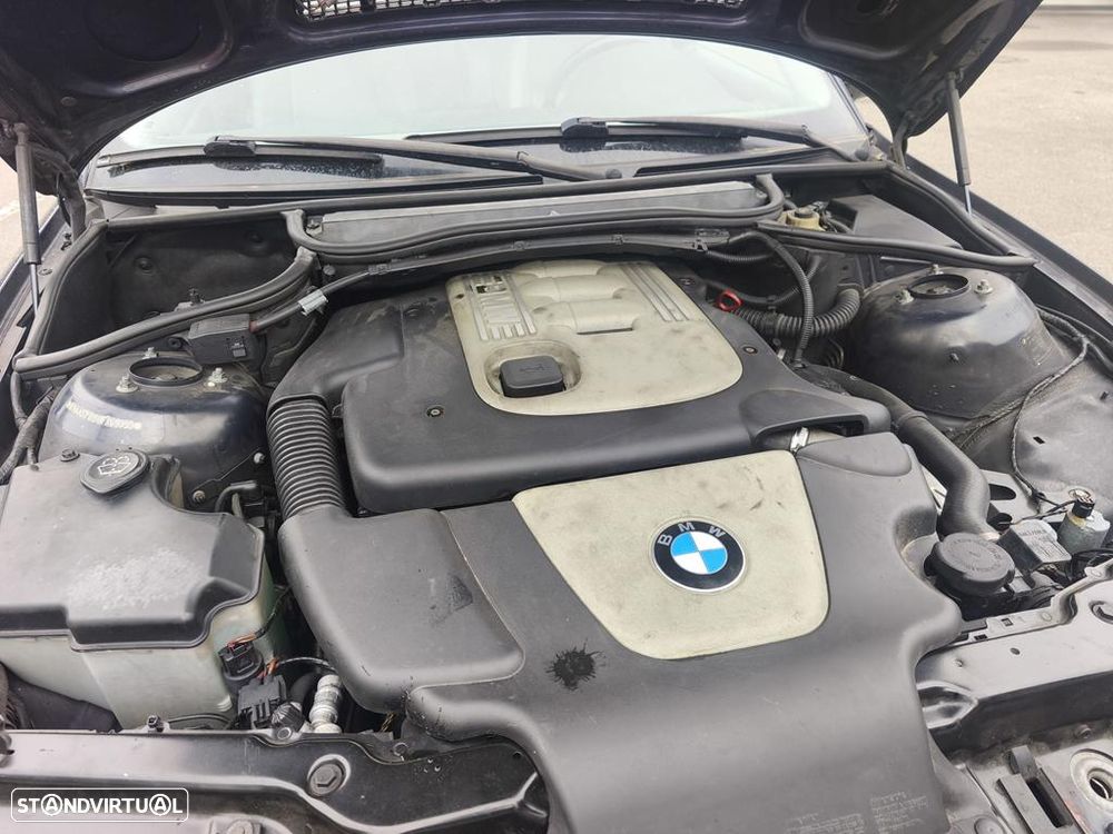 BMW 320 dA Sport - 11