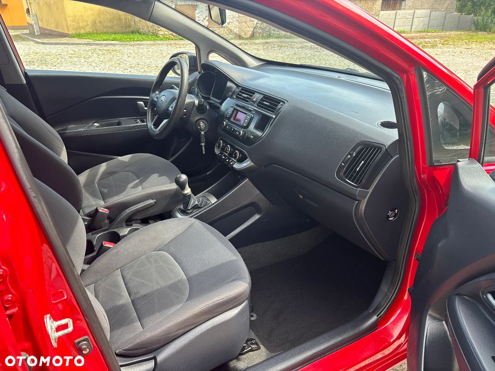 Kia Rio 1.2 Attract - 18
