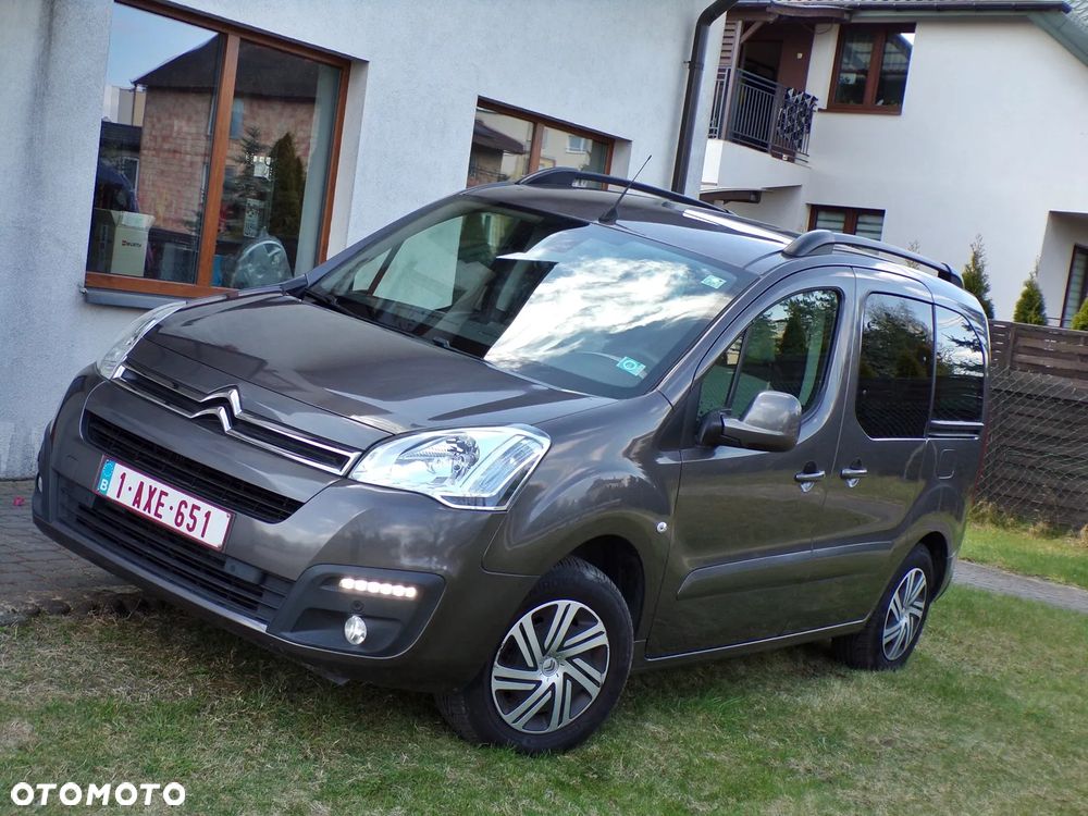 Citroën Berlingo Multispace PureTech 110 SHINE - 11