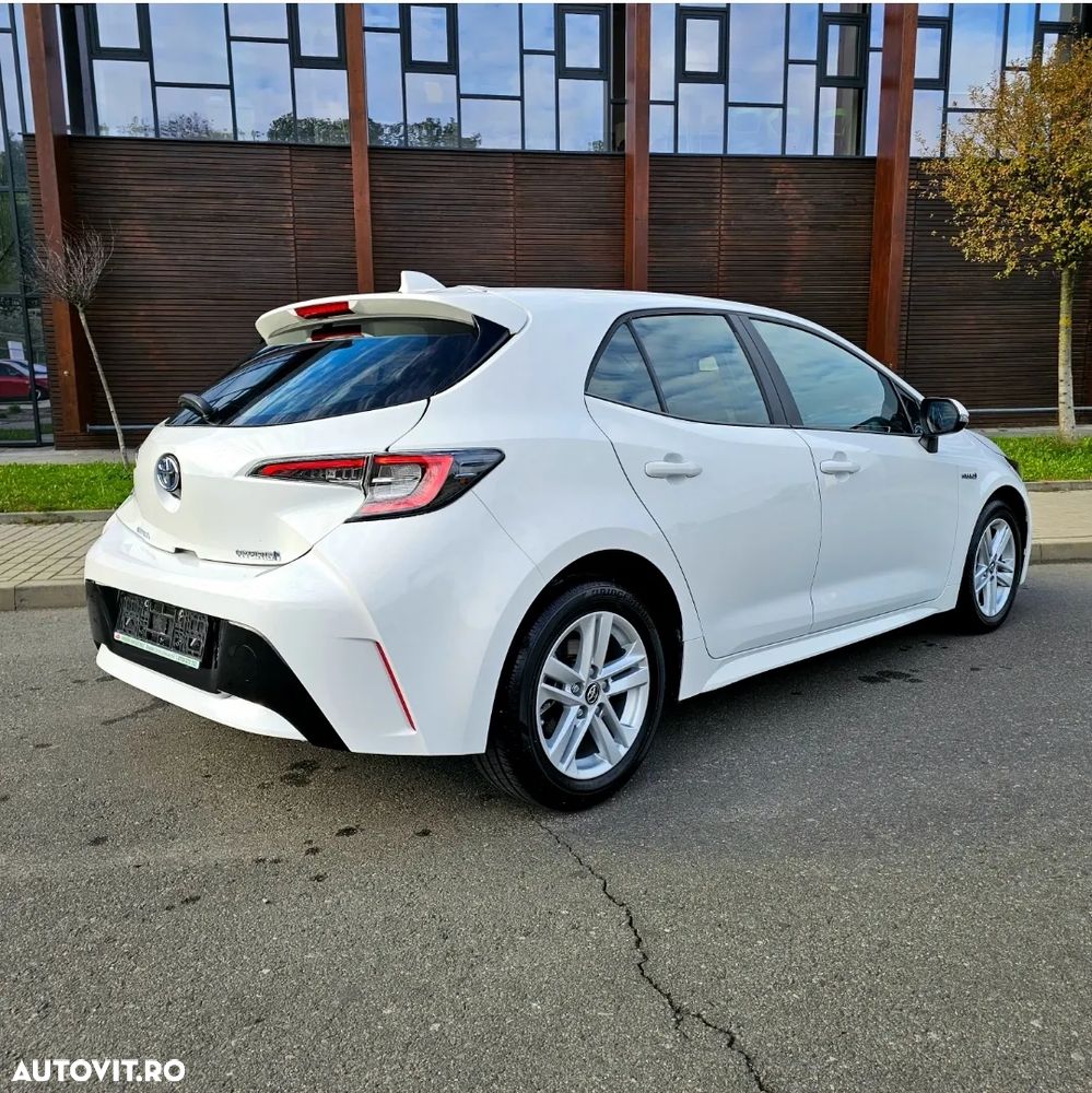 Toyota Corolla 1.8 Hybrid Business Edition - 22