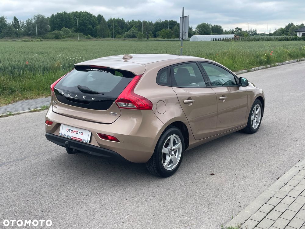 Volvo V40 D2 Momentum - 31