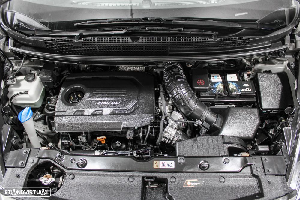 Kia Carens 1.7 CRDi ISG TX - 24