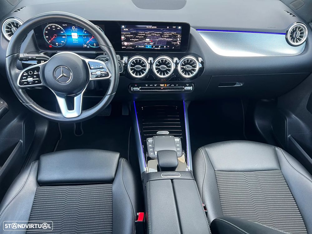 Mercedes-Benz GLA 180 7G-DCT EDITION 2022 - 9