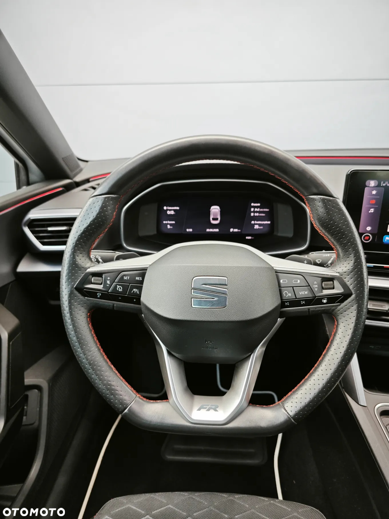 Seat Leon Sportstourer 1.4 e-Hybrid DSG FR - 11