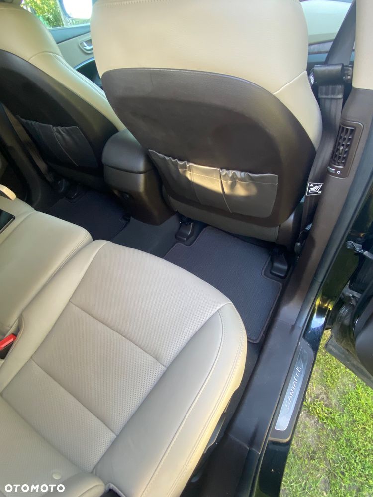 Hyundai Santa Fe 2.4 Sport Utility - 19