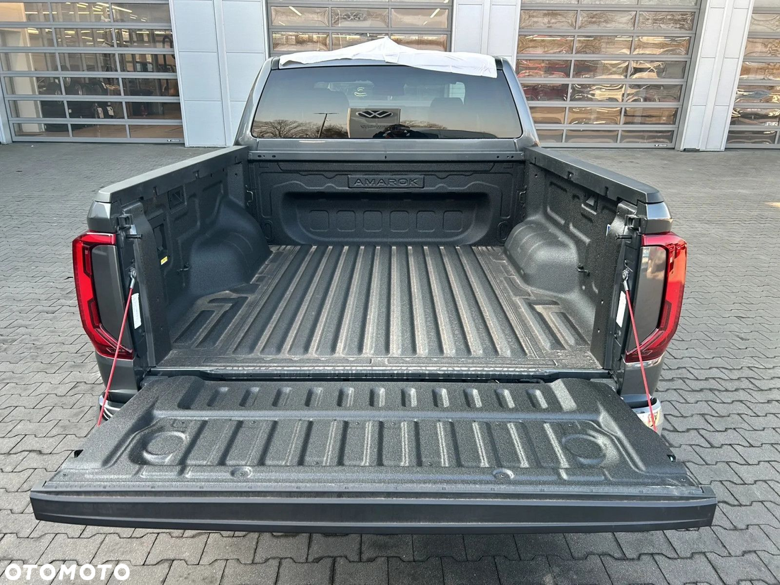 Volkswagen Amarok 3.0 V6 TDI 4Mot Style - 9