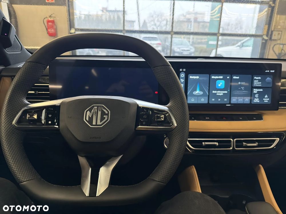 MG HS Hybrid+ - 5