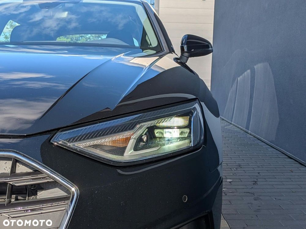 Audi A4 Avant - 16