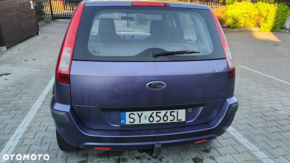 Ford Fusion - 5