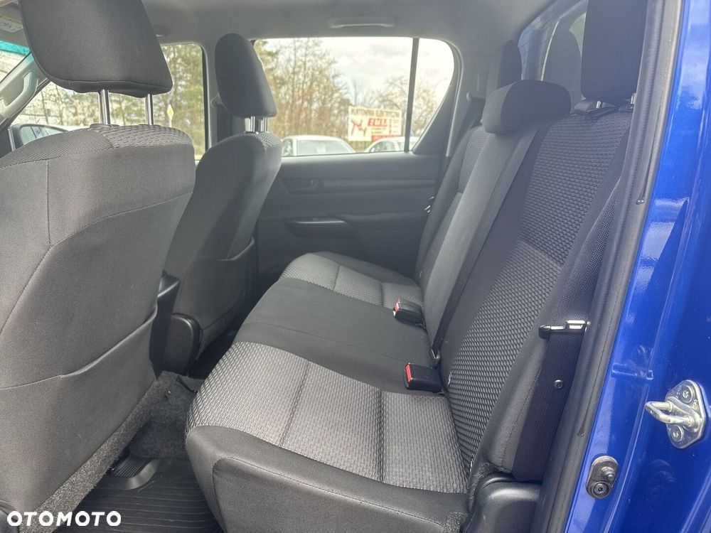 Toyota Hilux 2.4 D-4D Double Cab DLX 4x4 - 13