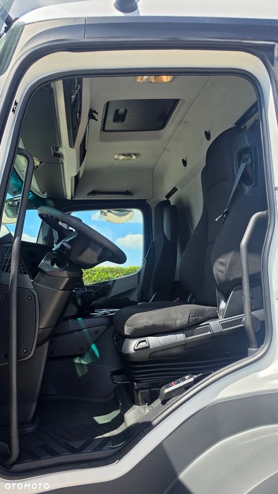 Mercedes-Benz Antos 1830 Kiper wywrot 4x2 Klima - 26