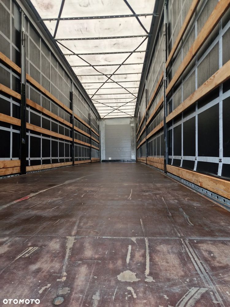 Fliegl kurtynowa MEGA - 7