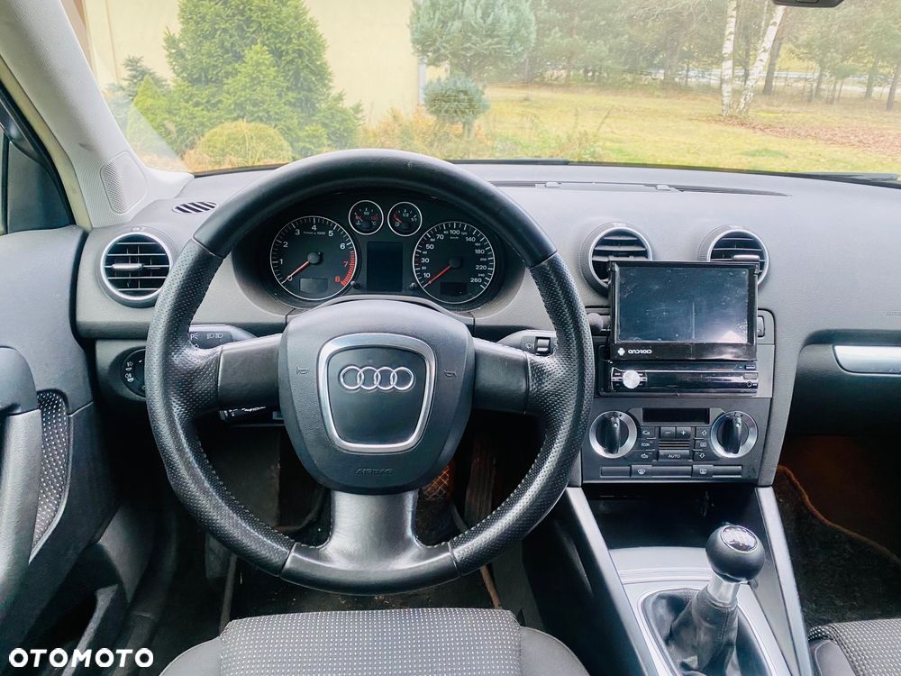 Audi A3 Sportback 2.0 FSI Ambiente - 40