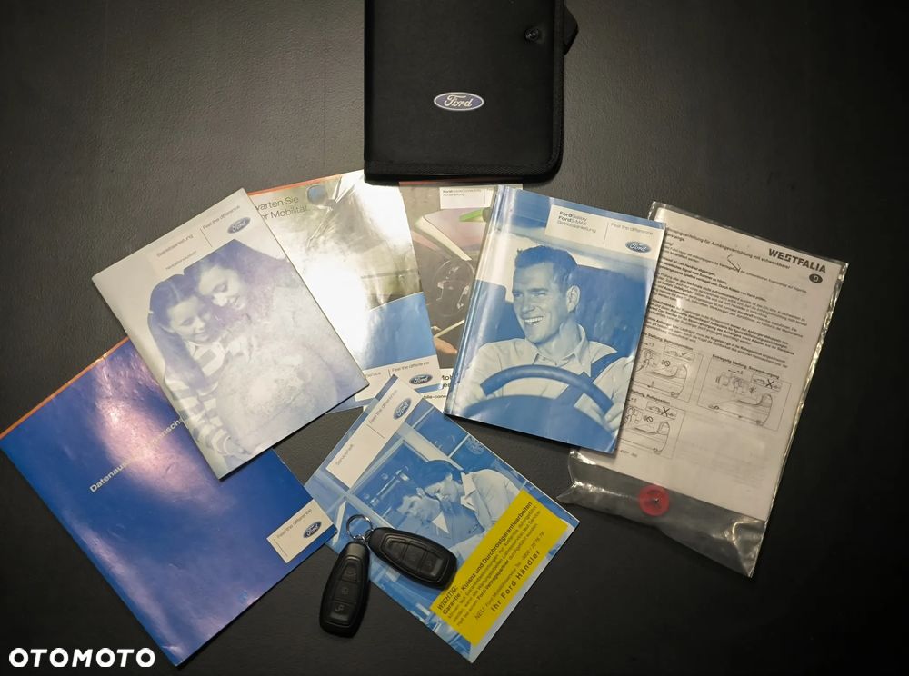 Ford Galaxy 2.0 TDCi Platinium X (Titanium) - 38