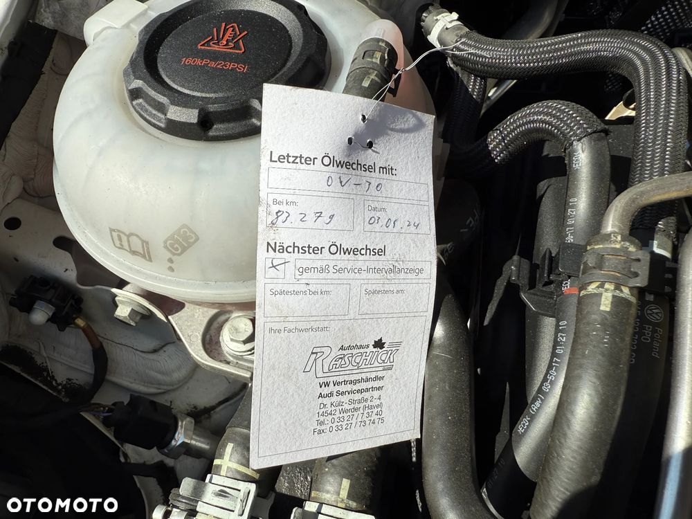 Volkswagen Passat - 37