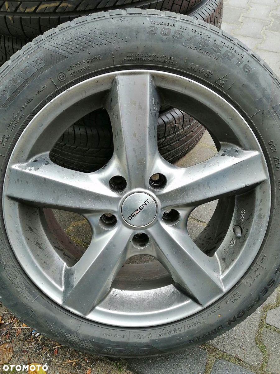 Felgi aluminiowe Dezent 16 5x114,3 ET40 7J 205/55R16 - 5