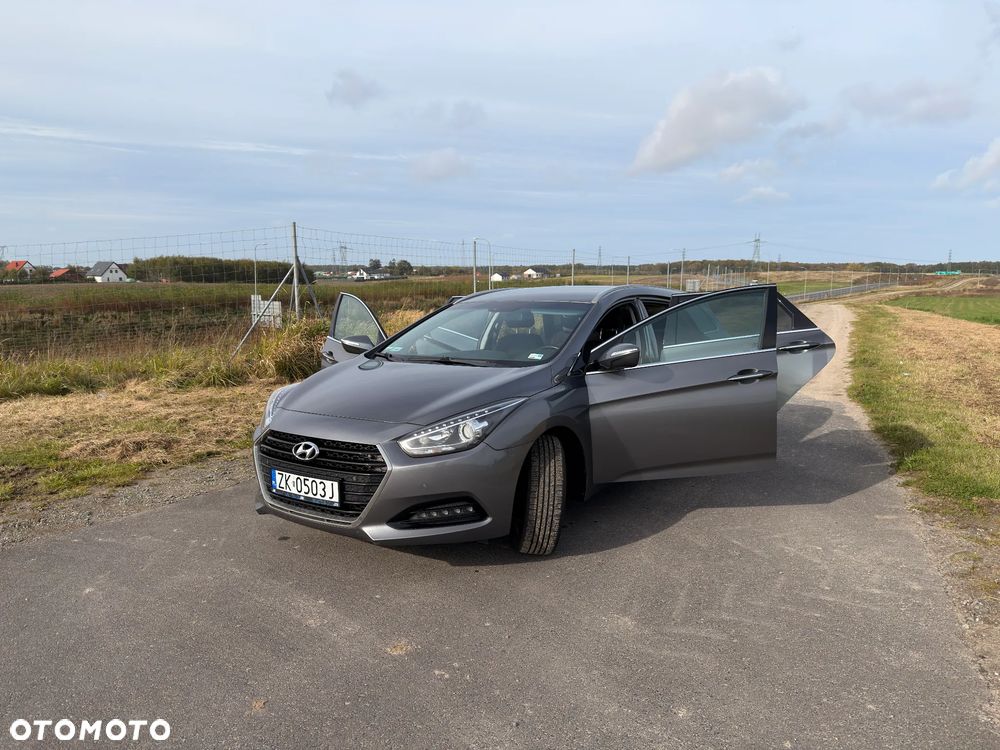 Hyundai I40