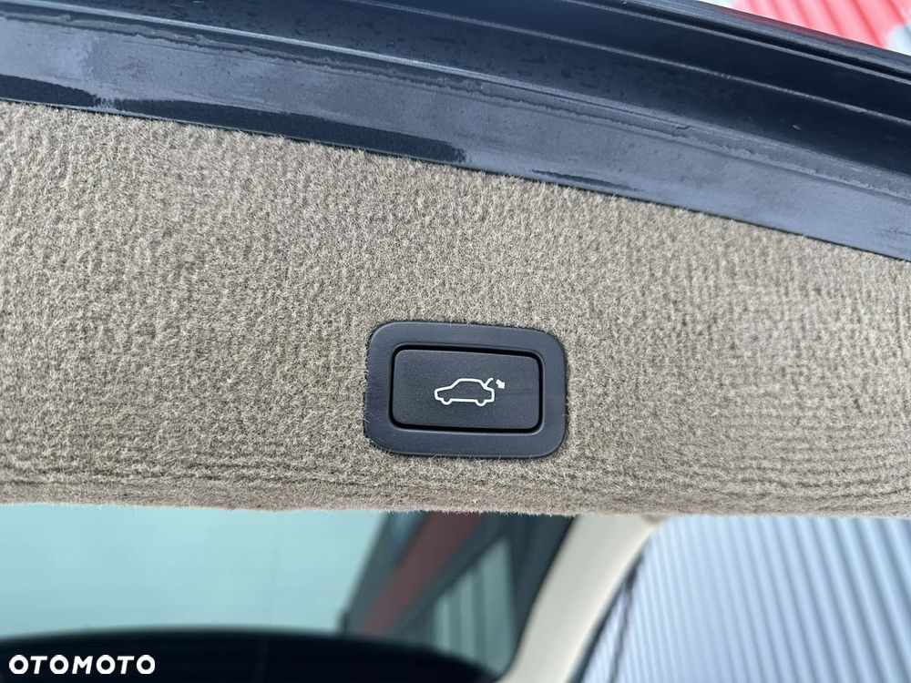 Volvo XC 60 - 32