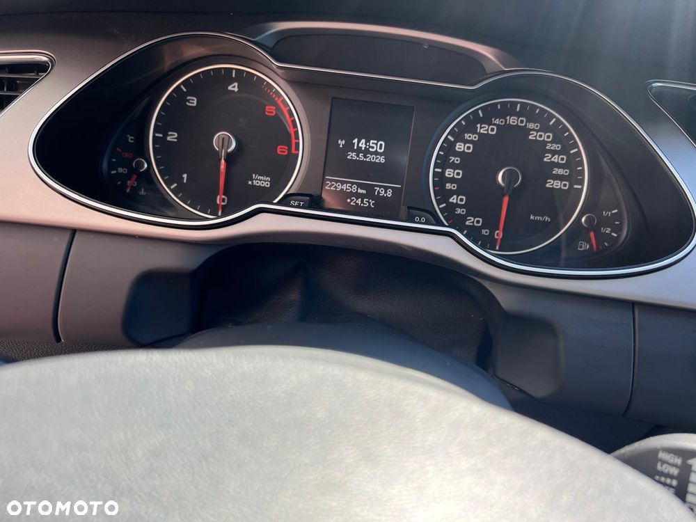 Audi A4 Avant 2.0 TDI Multitronic - 6