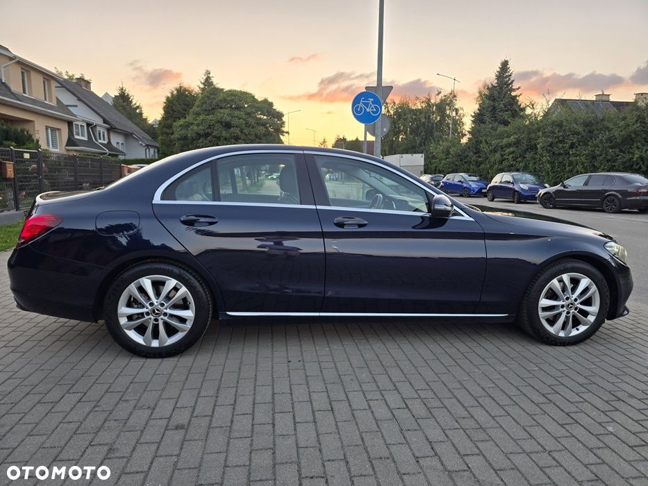 Mercedes-Benz Klasa C 220 d 9G-TRONIC - 6
