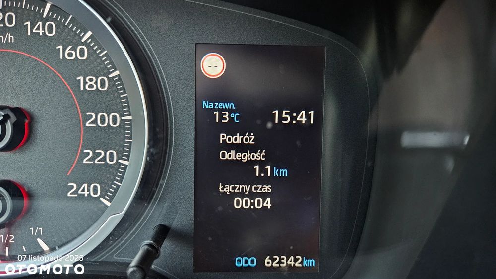 Toyota Corolla 1.5 Comfort - 23