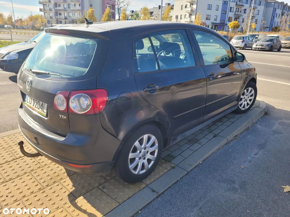 Volkswagen Golf Plus 2.0 TDI Comfortline DSG - 5