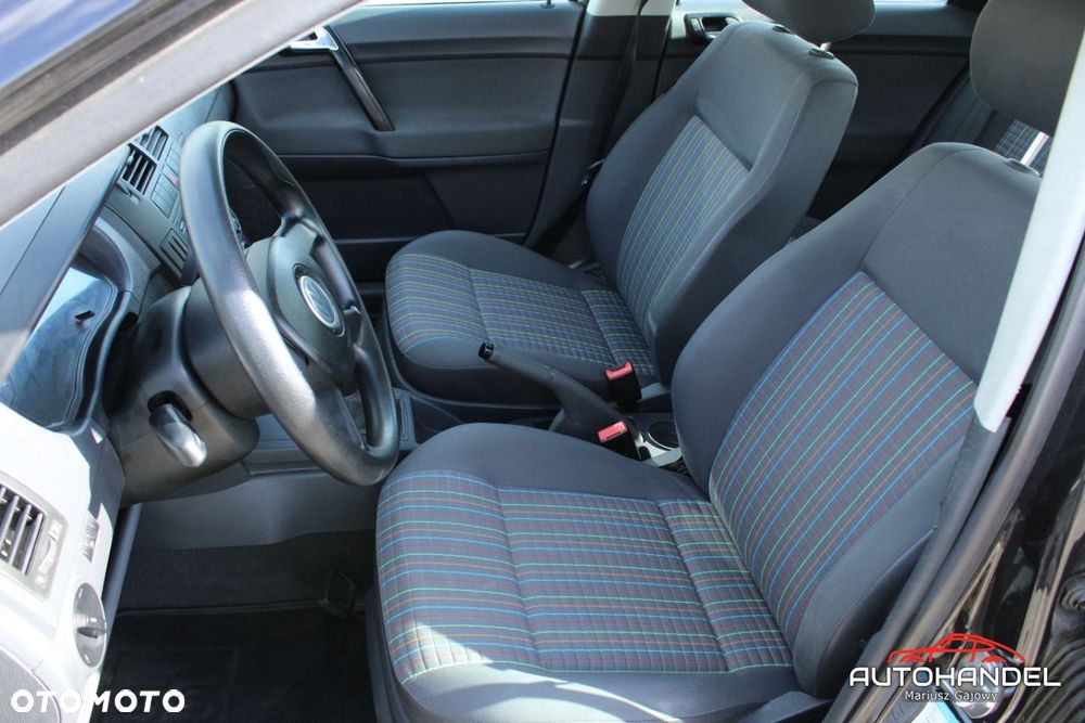Volkswagen Polo - 7