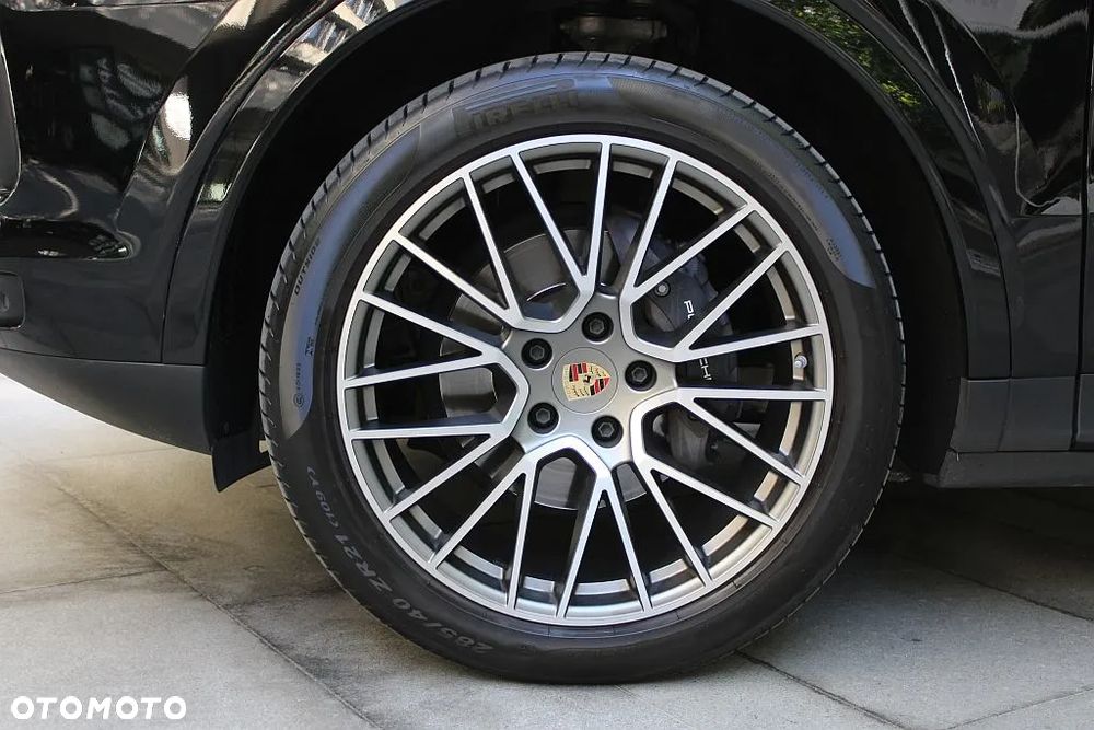 Porsche Cayenne Platinum Edition - 6