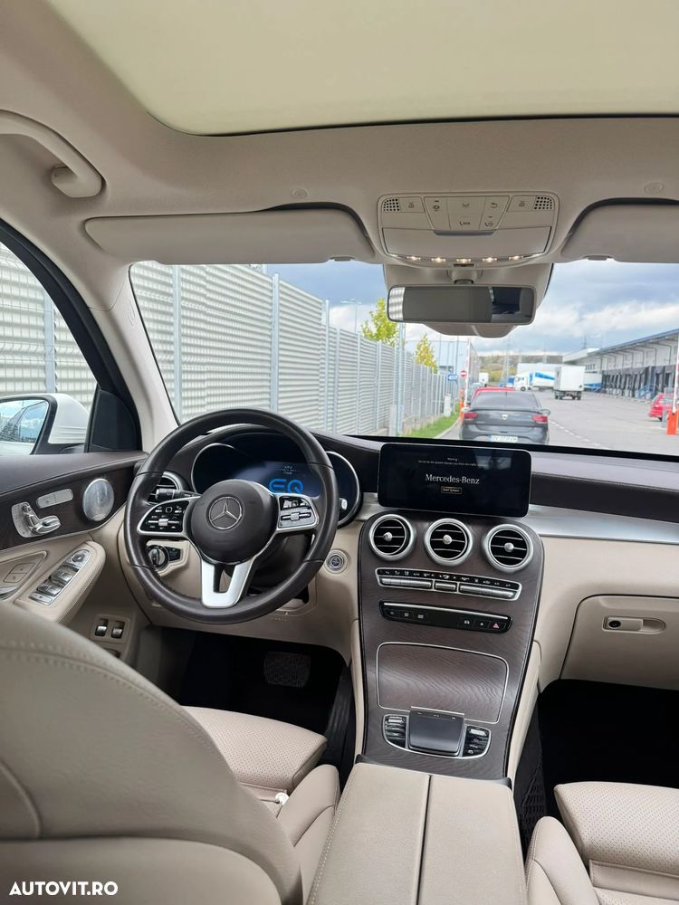 Mercedes-Benz GLC - 6