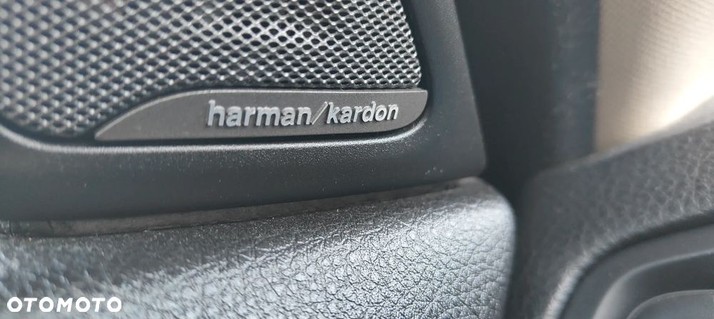 BMW Seria 5 525d Luxury Line - 25