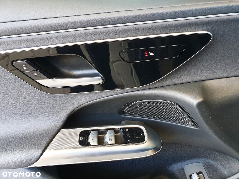 Mercedes-Benz Klasa E 220 d mHEV Avantgarde 9G-Tronic - 14