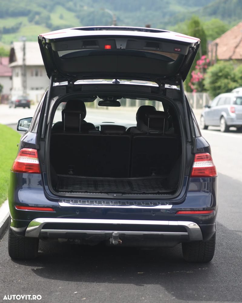 Mercedes-Benz ML - 14
