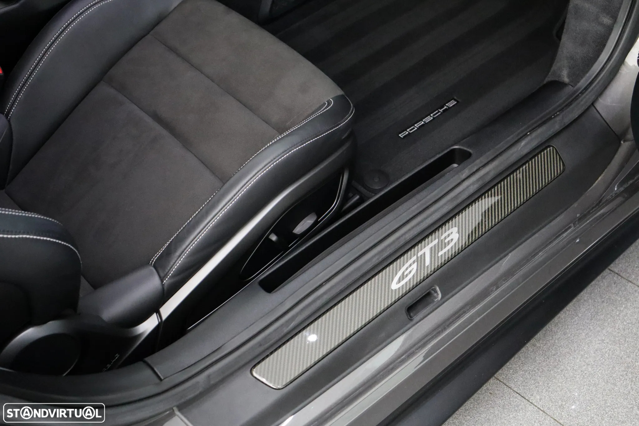 Porsche 911 (992) GT3 PDK - 56