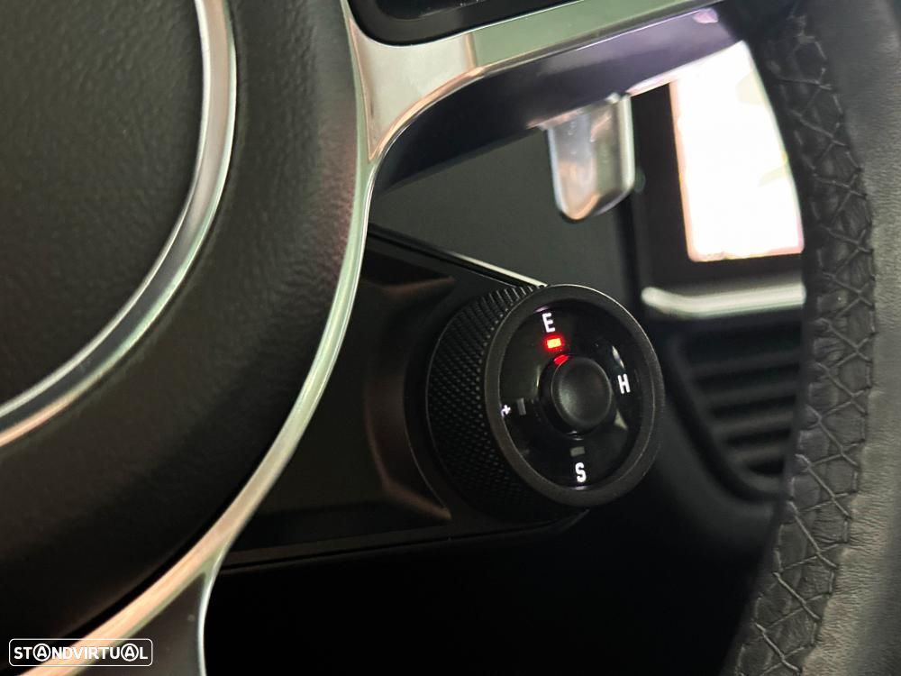 Porsche Cayenne Coupé E-Hybrid Platinum Edition - 47