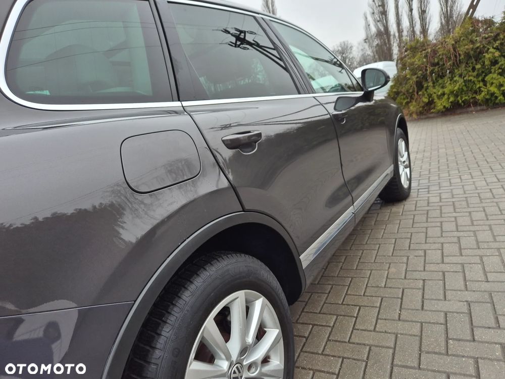 Volkswagen Touareg 3.0 V6 TDI BMT Business Line - 21
