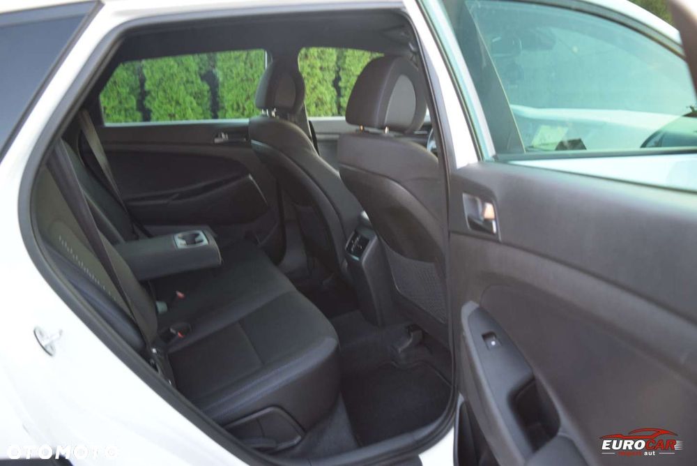 Hyundai Tucson blue 1.6 GDi 2WD Passion - 17