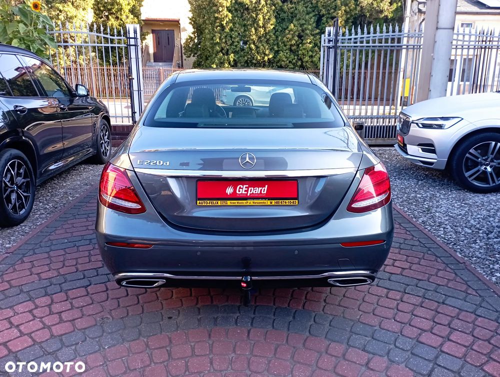 Mercedes-Benz Klasa E 220 d 9G-TRONIC - 5