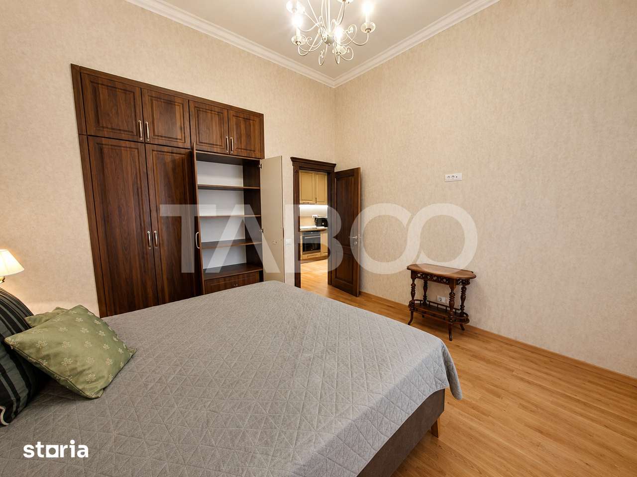 Apartament 2 camere de vanzare Central Sibiu -ideal regim hotelier — fotografia 2