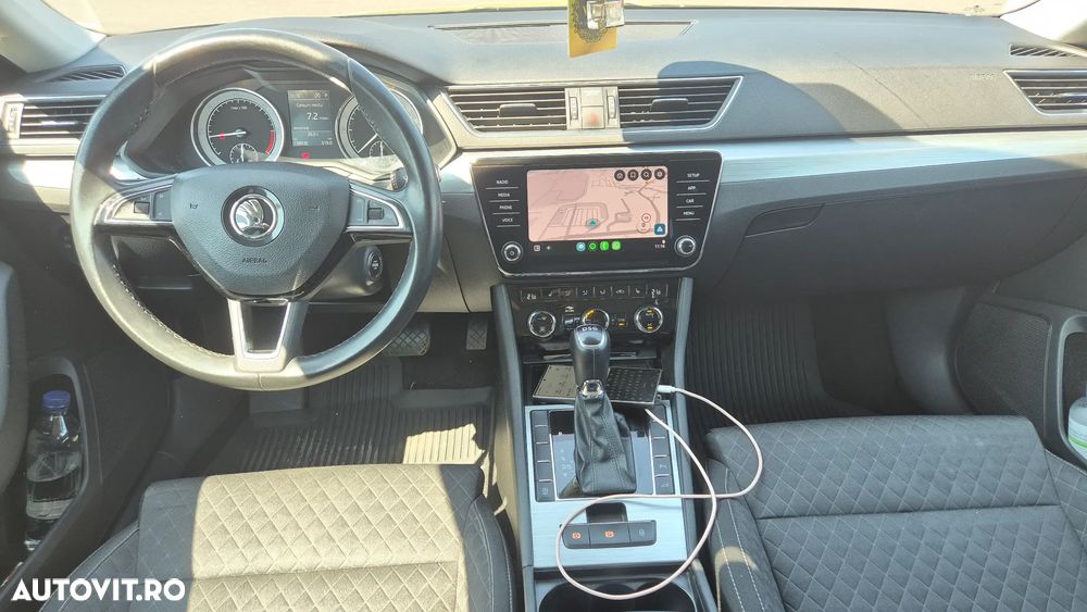 Skoda Superb 2.0 TDI DSG Ambition - 10