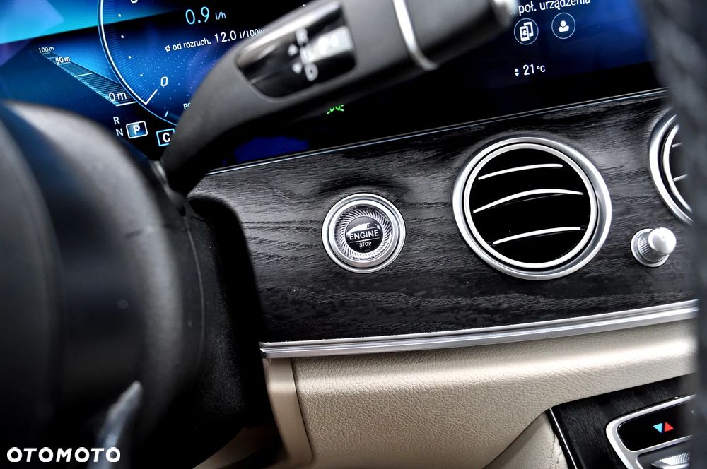 Mercedes-Benz Klasa E 200 9G-TRONIC Avantgarde - 20