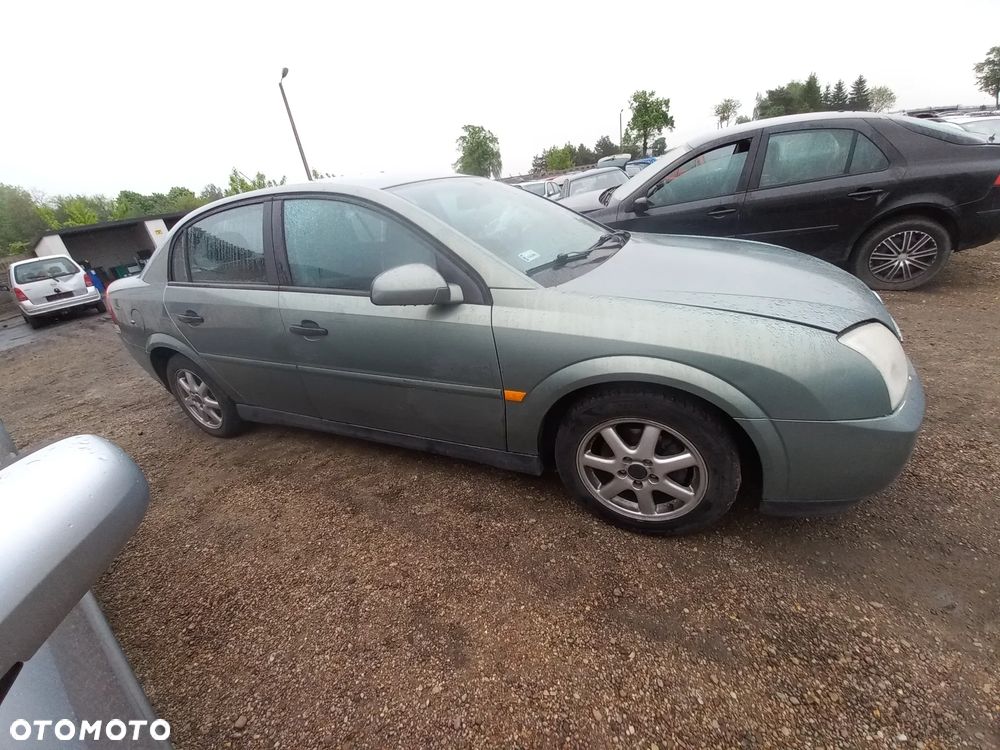 Opel Vectra C sedan 1.8 16V 03r Z393 wszystkie części - 3